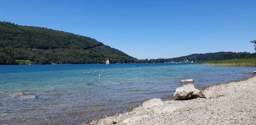 Wingfoil spot Grand Lac de Laffrey in Saint-Théoffrey, France