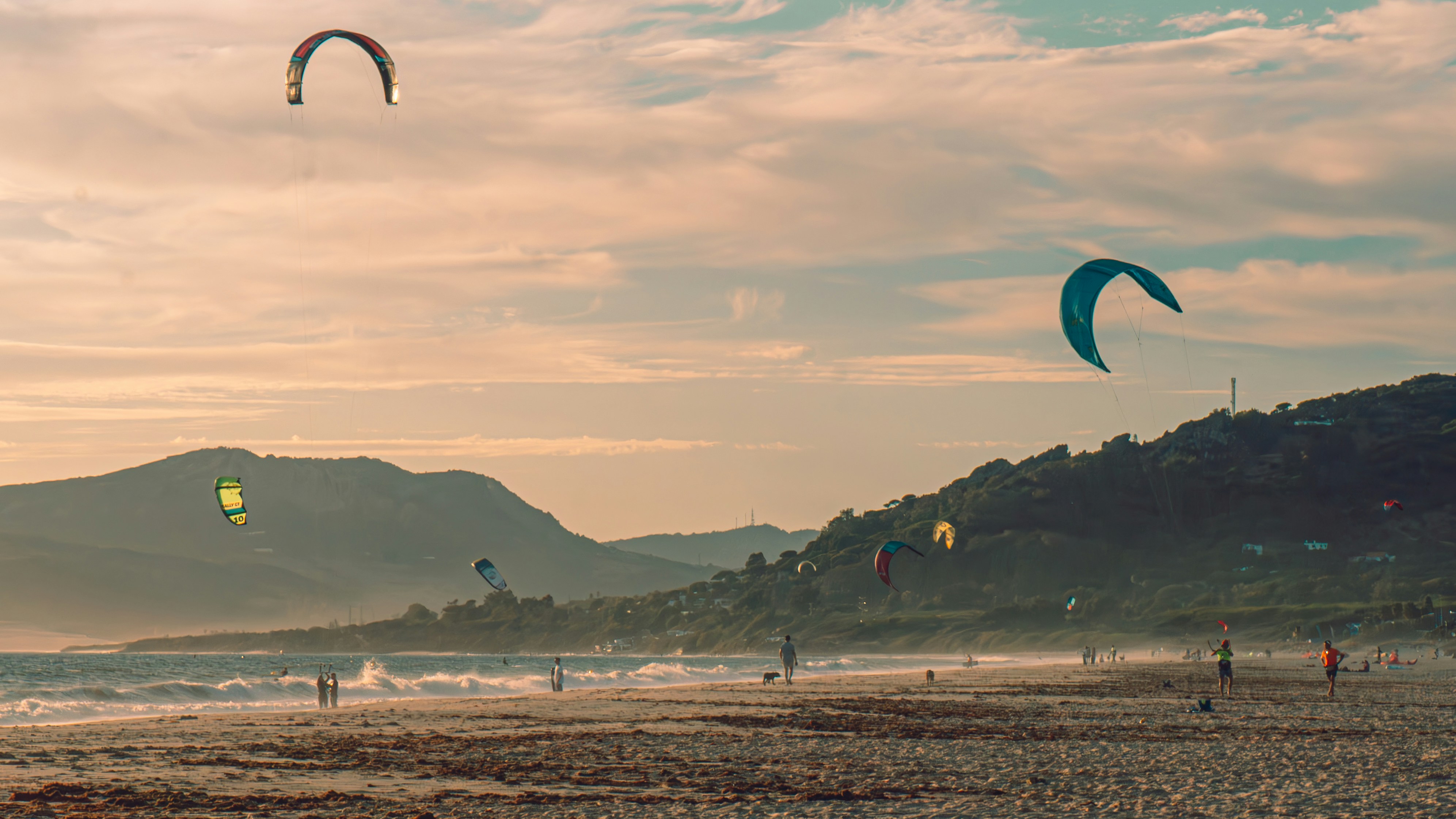 Wingfoil spot Tarifa in Tarifa Beach, Spain