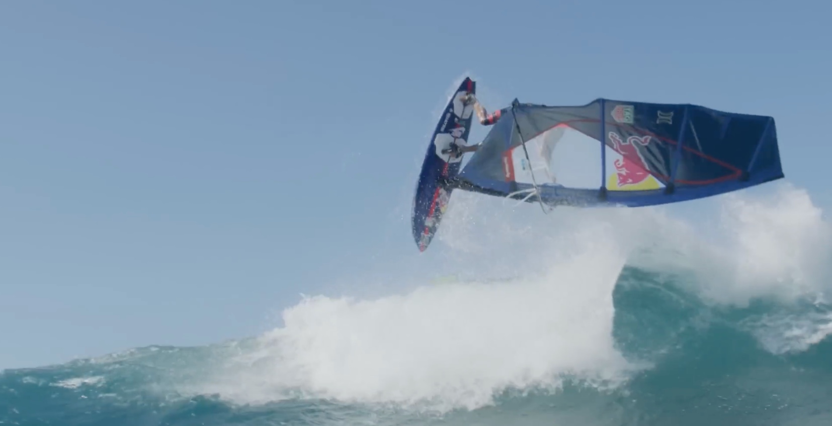 Wingfoil spot Hookipa Beach in Paia, United States