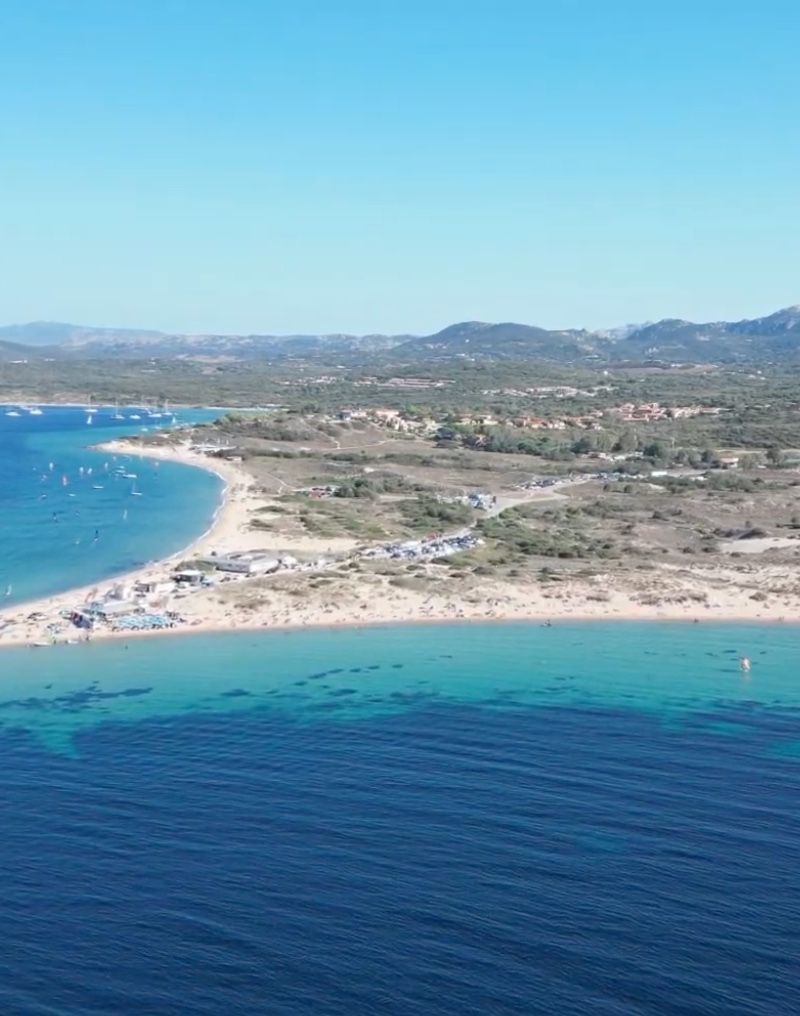 A Full Guide to Wingfoil in Sardinia